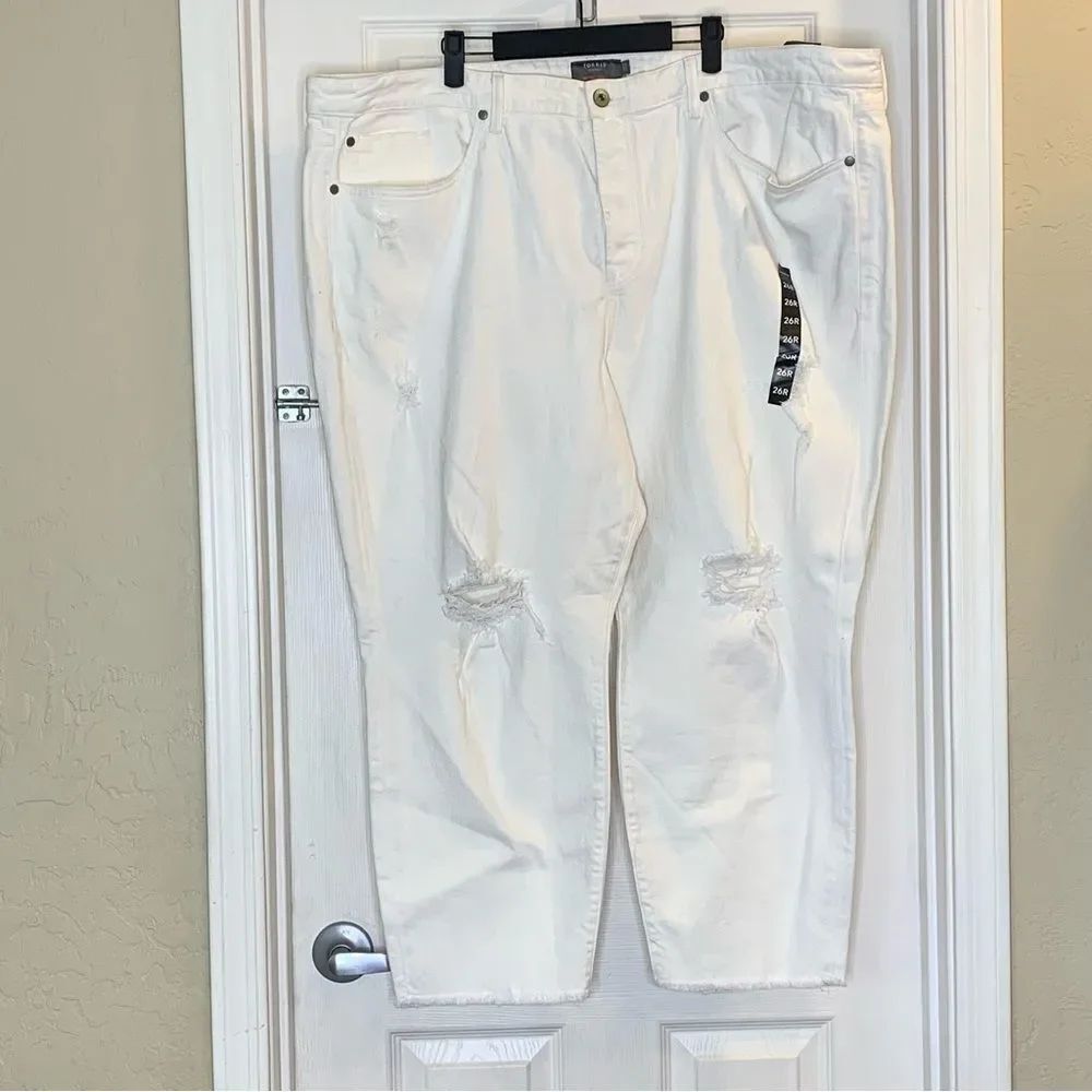 Torrid High Rise Straight White Jeans Busted Knees Size 26R